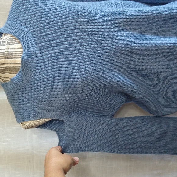 Blue Chocker twisted Ribbed Sweater Cold Shoulder Crop Wear Two Ways Size XL - Picture 8 of 14